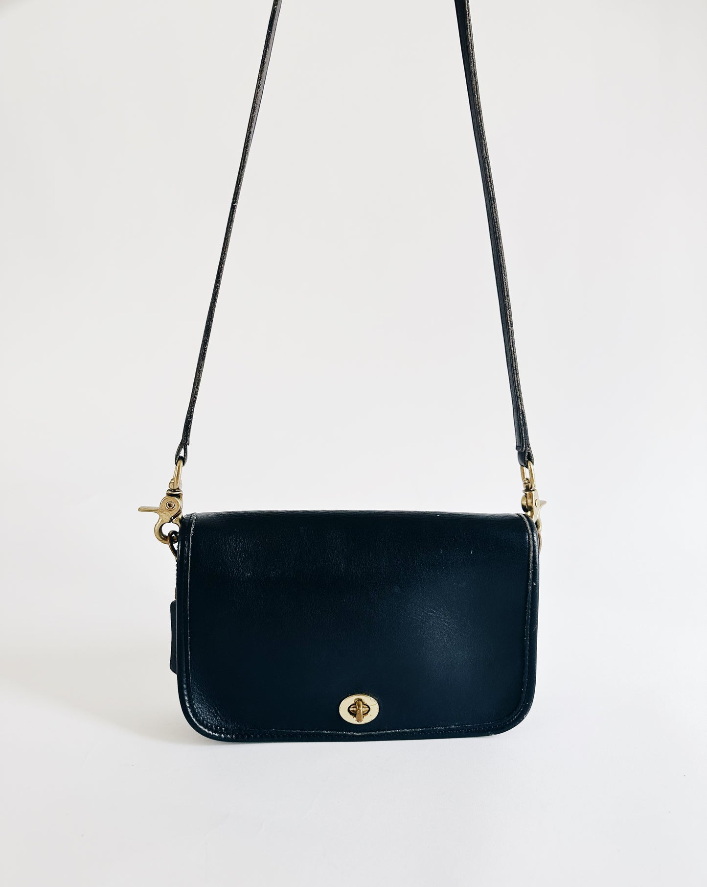 Vintage Coach Black Patent Leather Crossbody – 90s Minimalist Chic Bag