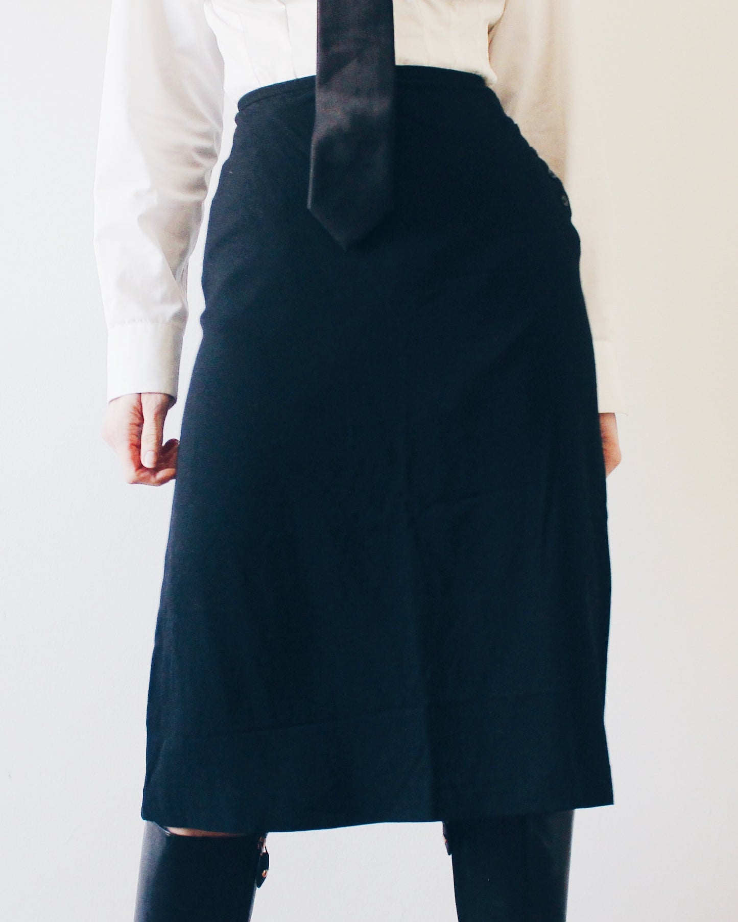 Vintage Banana Republic Black Wool Blend Midi Skirt - Minimalist Office Skirt Semi Formal Workwear Sleek Layering Skirt