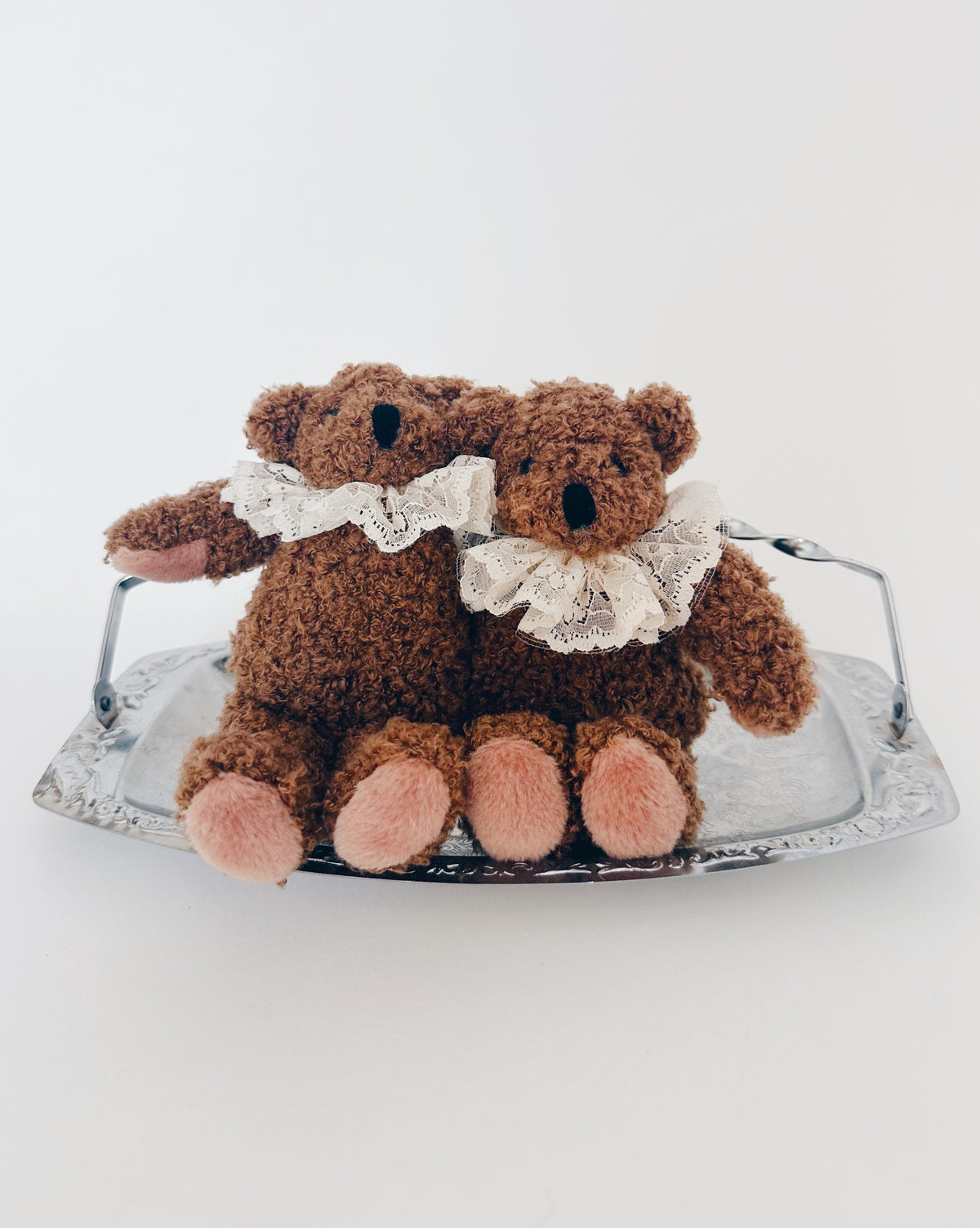 Vintage Twin Teddy Bears Besties | Connected Best Friends Plush with Lace Collars | Unbranded Hugging Bear Pair Nursery Decor Collectible Toy