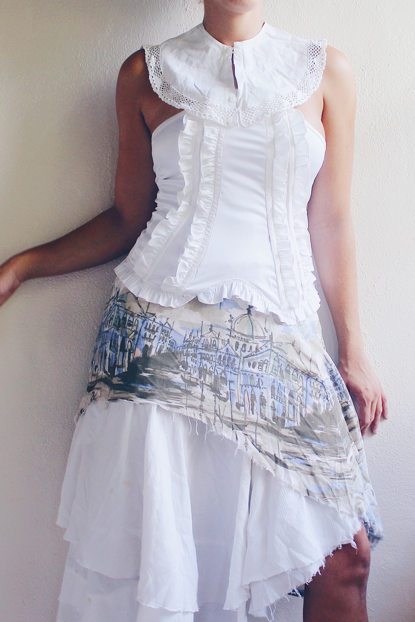 white boned ruffle corset / hourglass elastic lined cottagecore bustier / vintage lingerie