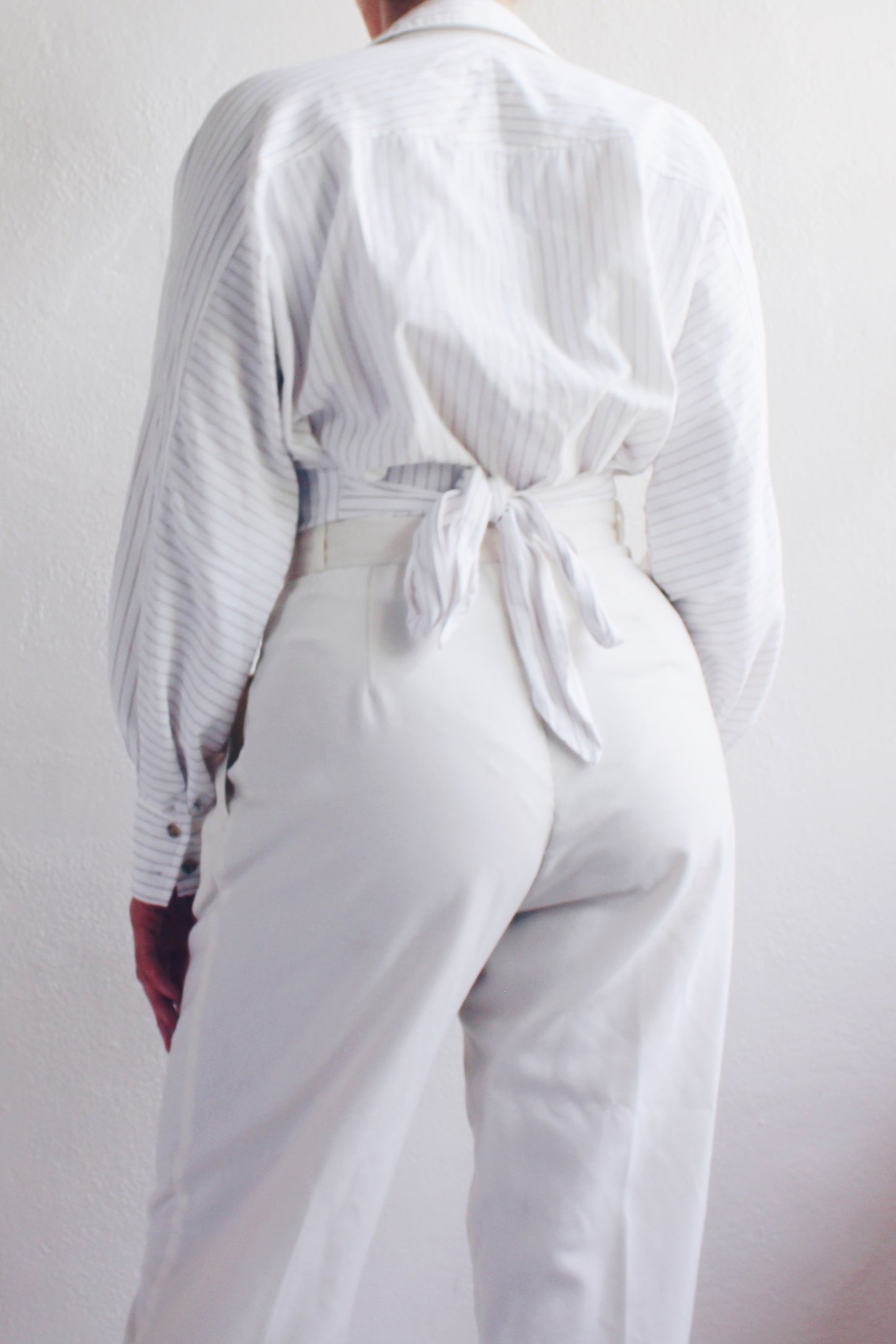 White striped shirt / minimalist cotton pinstripe blouse