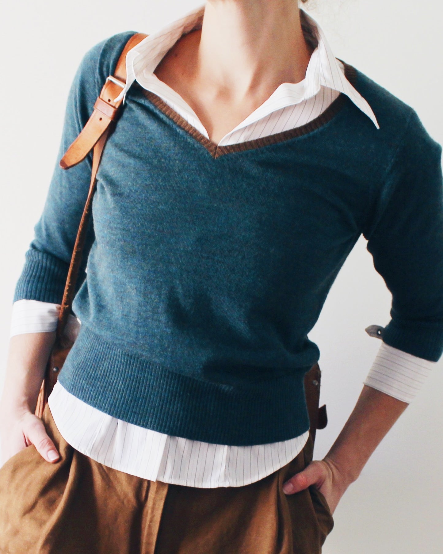 Vintage 100% Italian Merino Wool Sweater – Teal Blue Minimalist Academic Layering Pullover