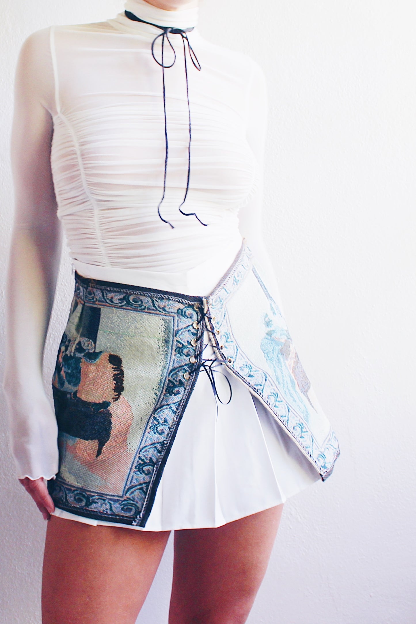 Timeless Elegance! Vintage Pleated Mini Skirt for Academic Coquette Style