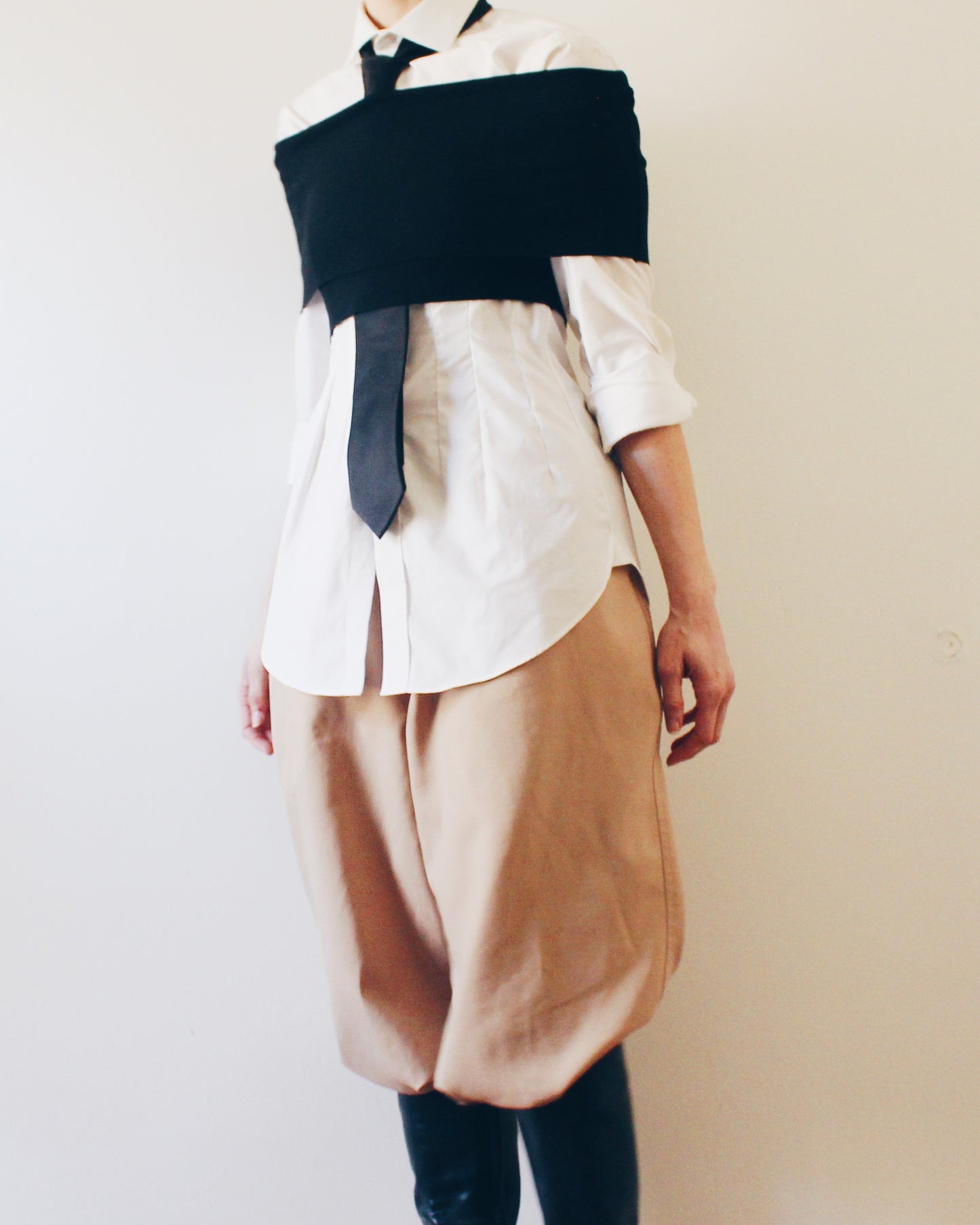 Black Off Shoulder Crop Top | Y2K Minimalist Elastic Layering Top | Office Siren Chic Cold Shoulder Blouse | Stretch Fitted 2000s Going Out Top