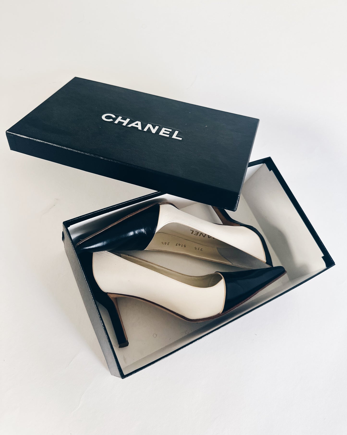 Vintage Chanel Black & White Cap Toe Pointed Heels – Iconic Two Tone Stiletto Pumps | Classic Designer Shoes