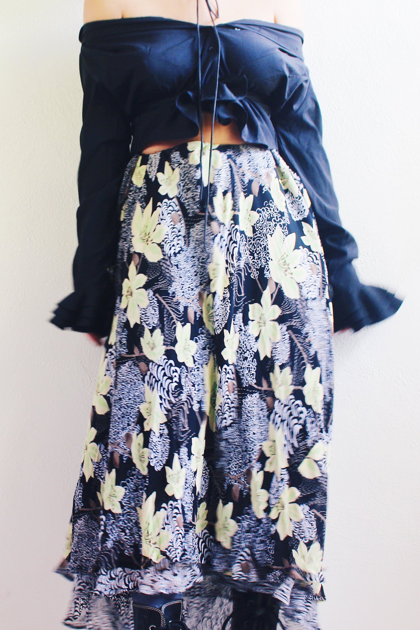 Vintage 90s Black Floral Maxi Skirt - Romantic Grunge Whimsygoth Style