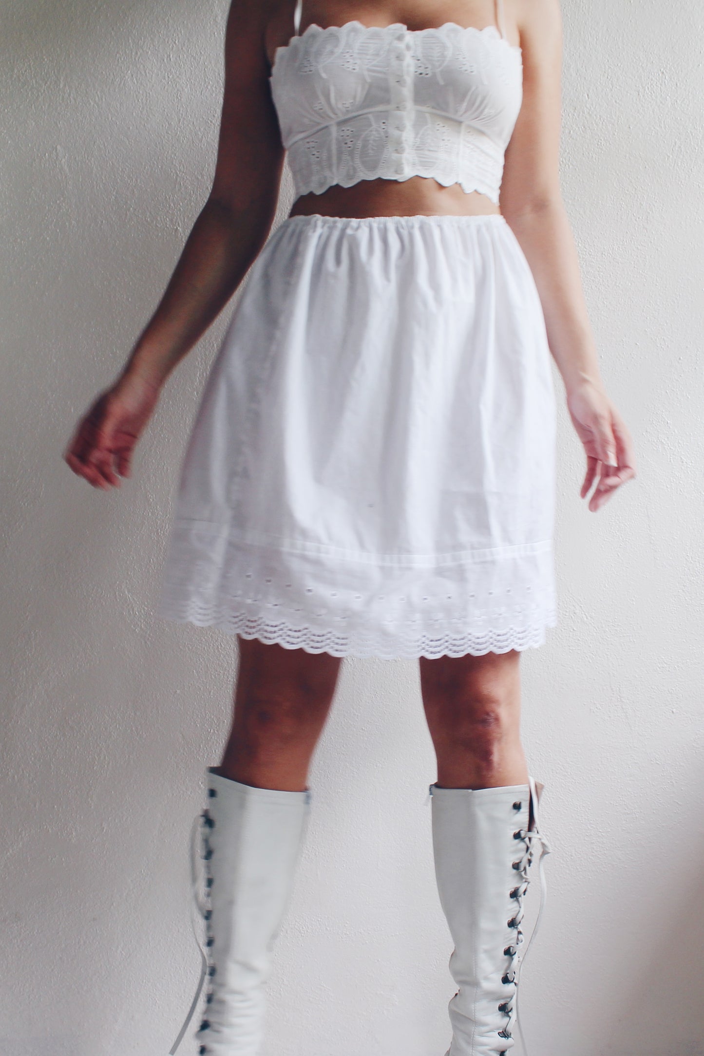 White cotton eyelet slip skirt / vintage victorian style lace midi underskirt