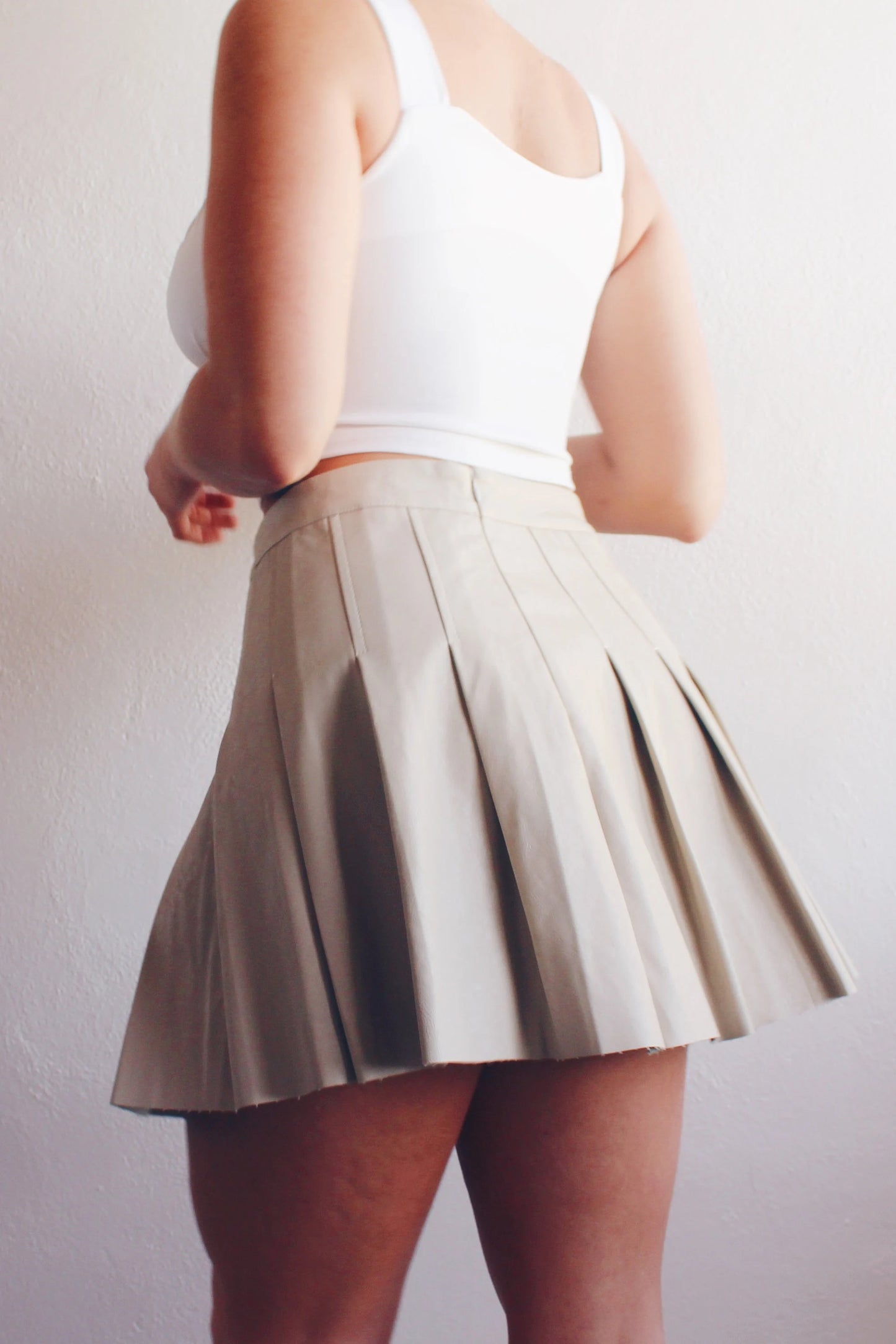 Pleated Mini Skirt / Light Tan Leather Pleated Shoolgirl Skirt