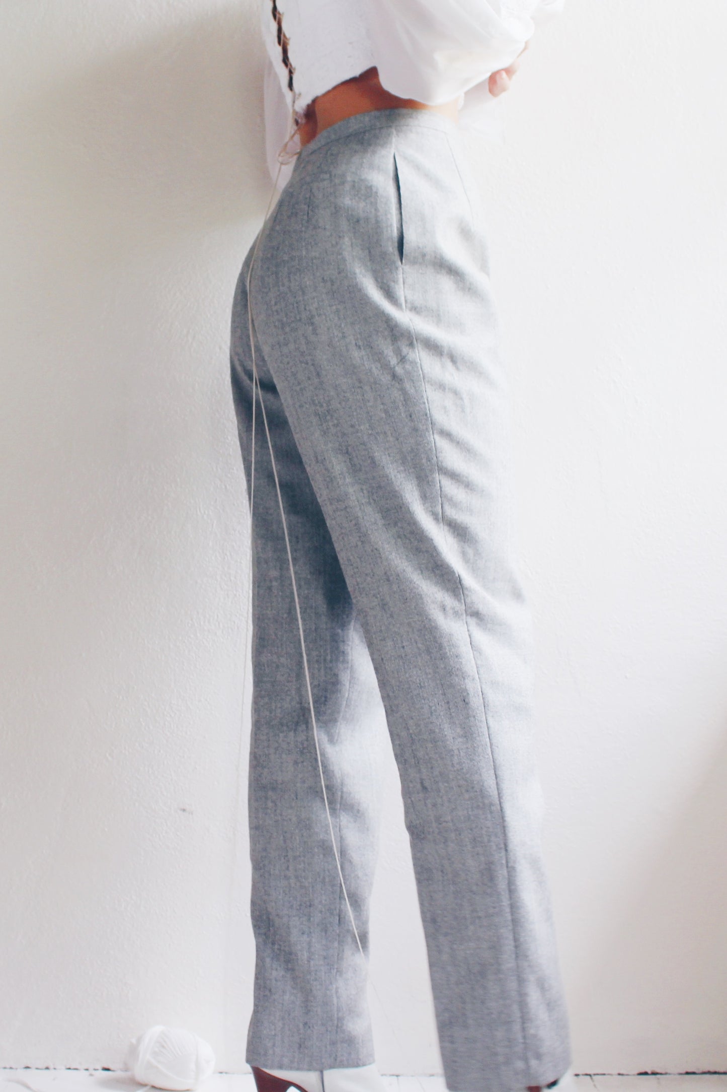 Vintage Harve Bernard Light Grey Wool Pants - Chic Cottagecore Minimalist Style | Women's Vintage Trousers