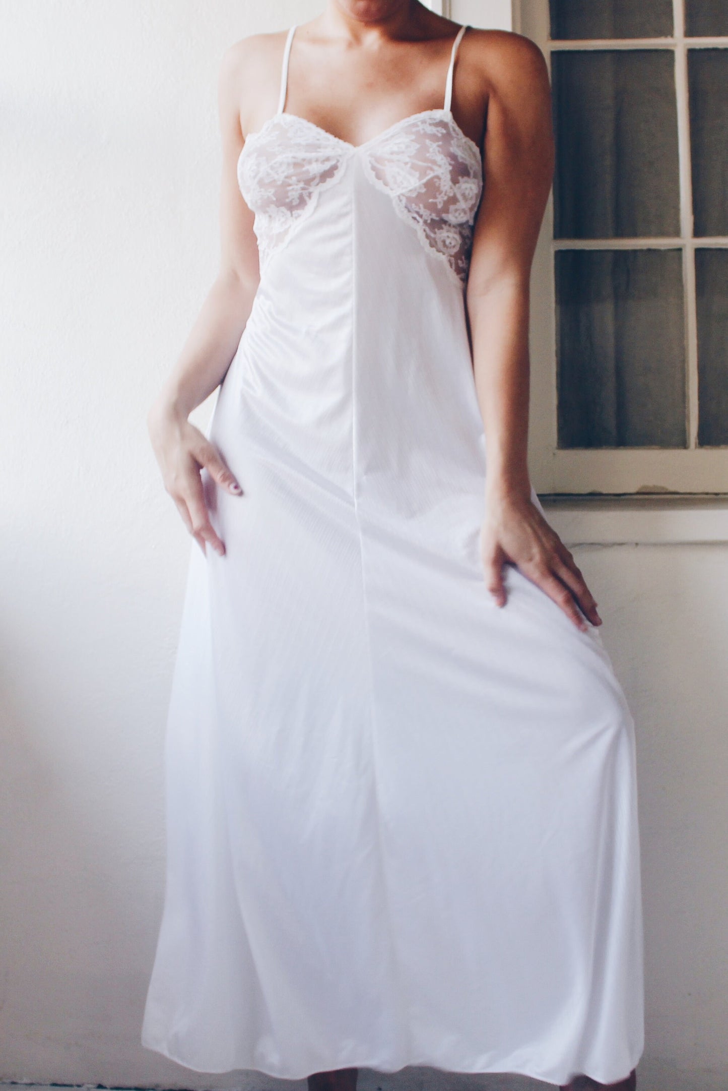 White Lace Maxi Slip / Sheer Lace Sexy Vintage nightgown