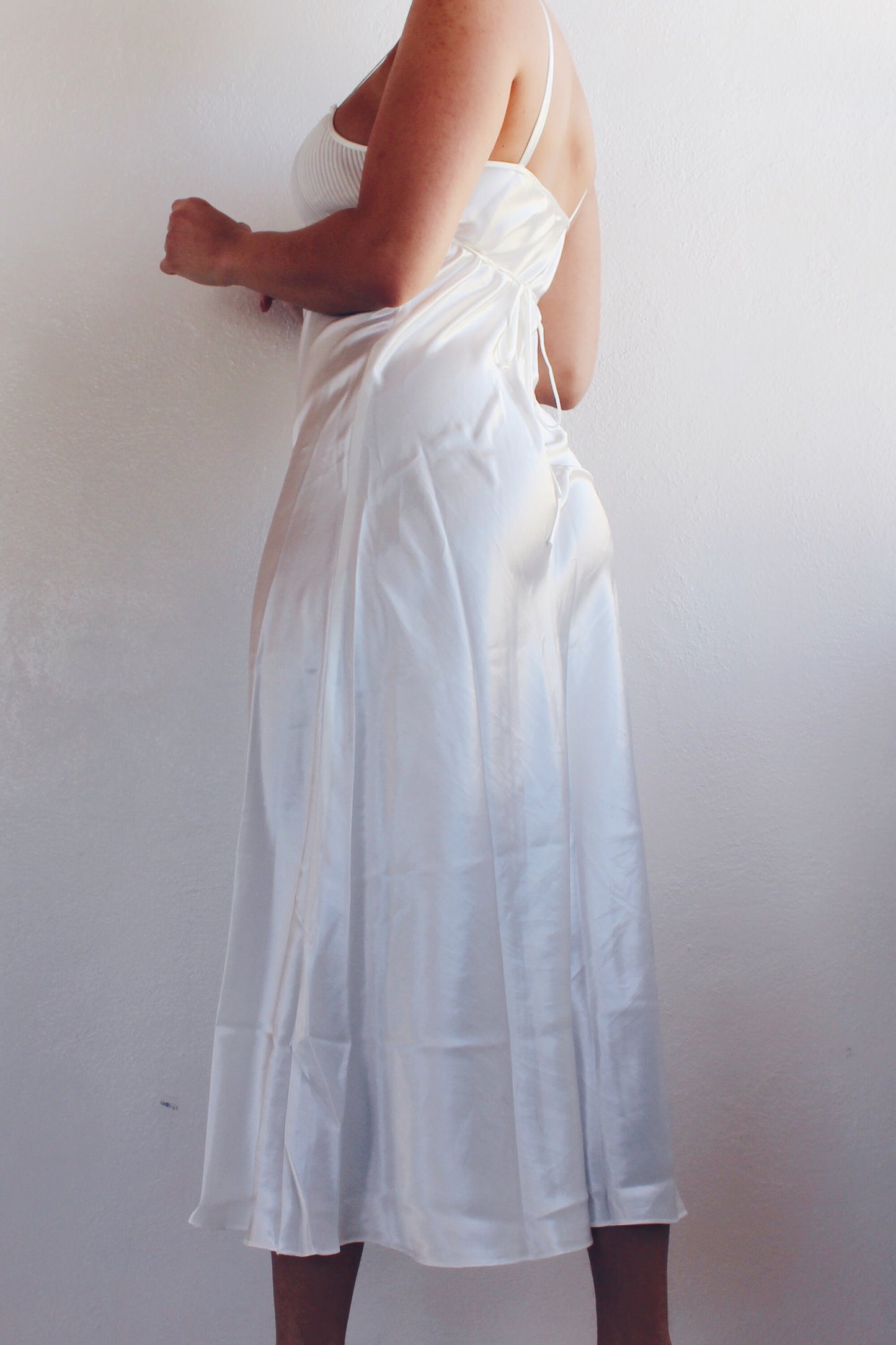 Vintage 90s Oscar De La Renta Satin White Nightgown - Ethereal Bridal Style | Lace Coquette Vibes | Perfect for Summer Layering