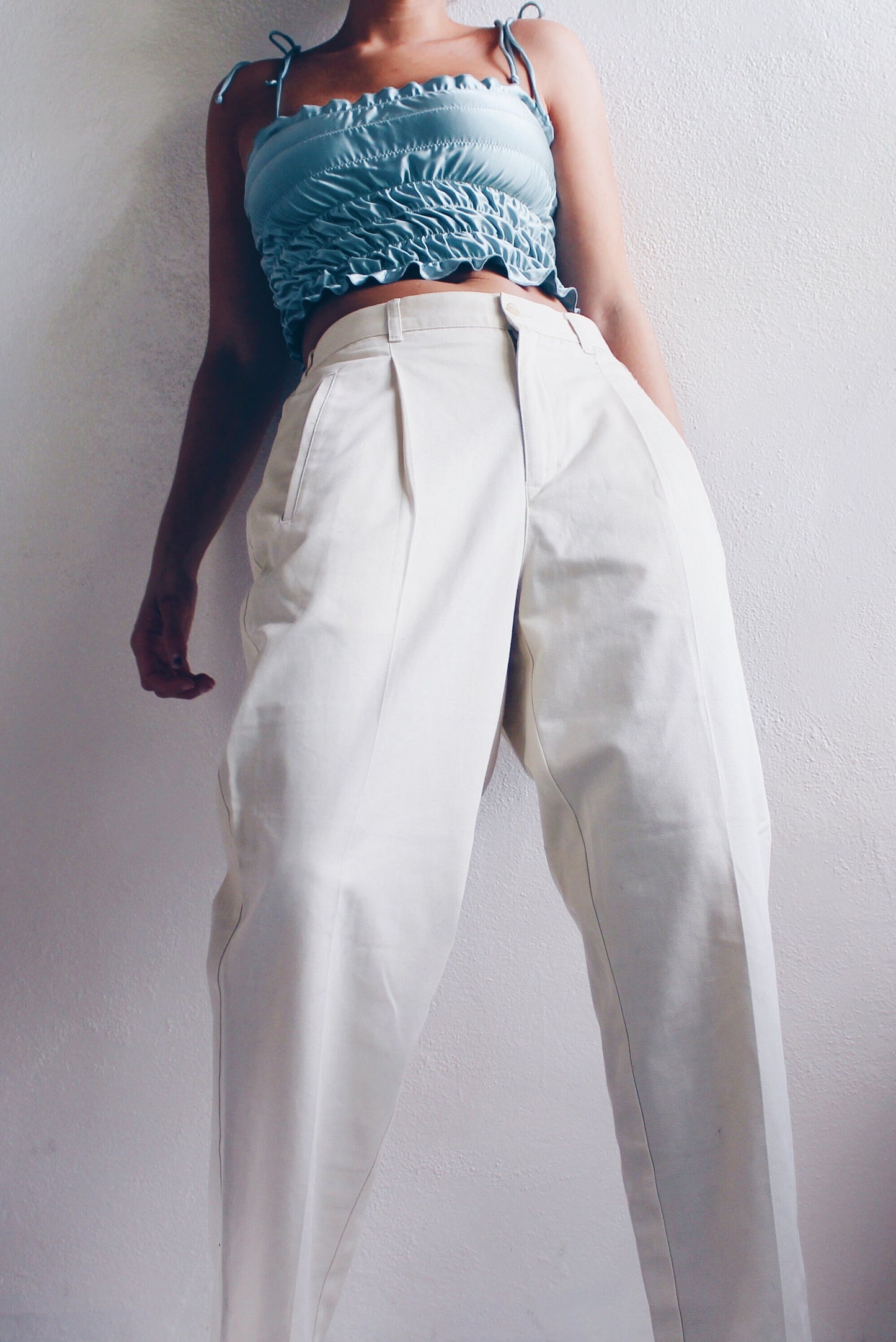 High waisted light khaki pants / pleated vintage trousers