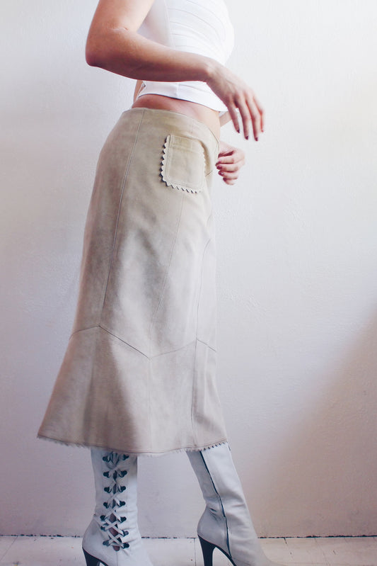 Vintage Y2K Leather Khaki Patchwork Low Waisted Skirt - Boho Southern Style Midi | Perfect for Layering and Summer