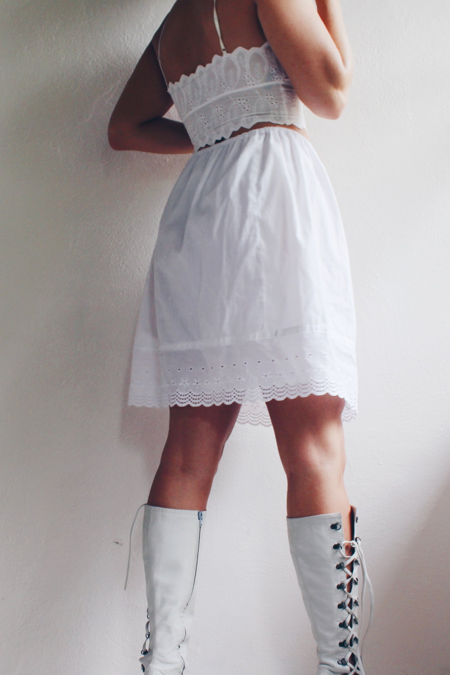 White cotton eyelet slip skirt / vintage victorian style lace midi underskirt