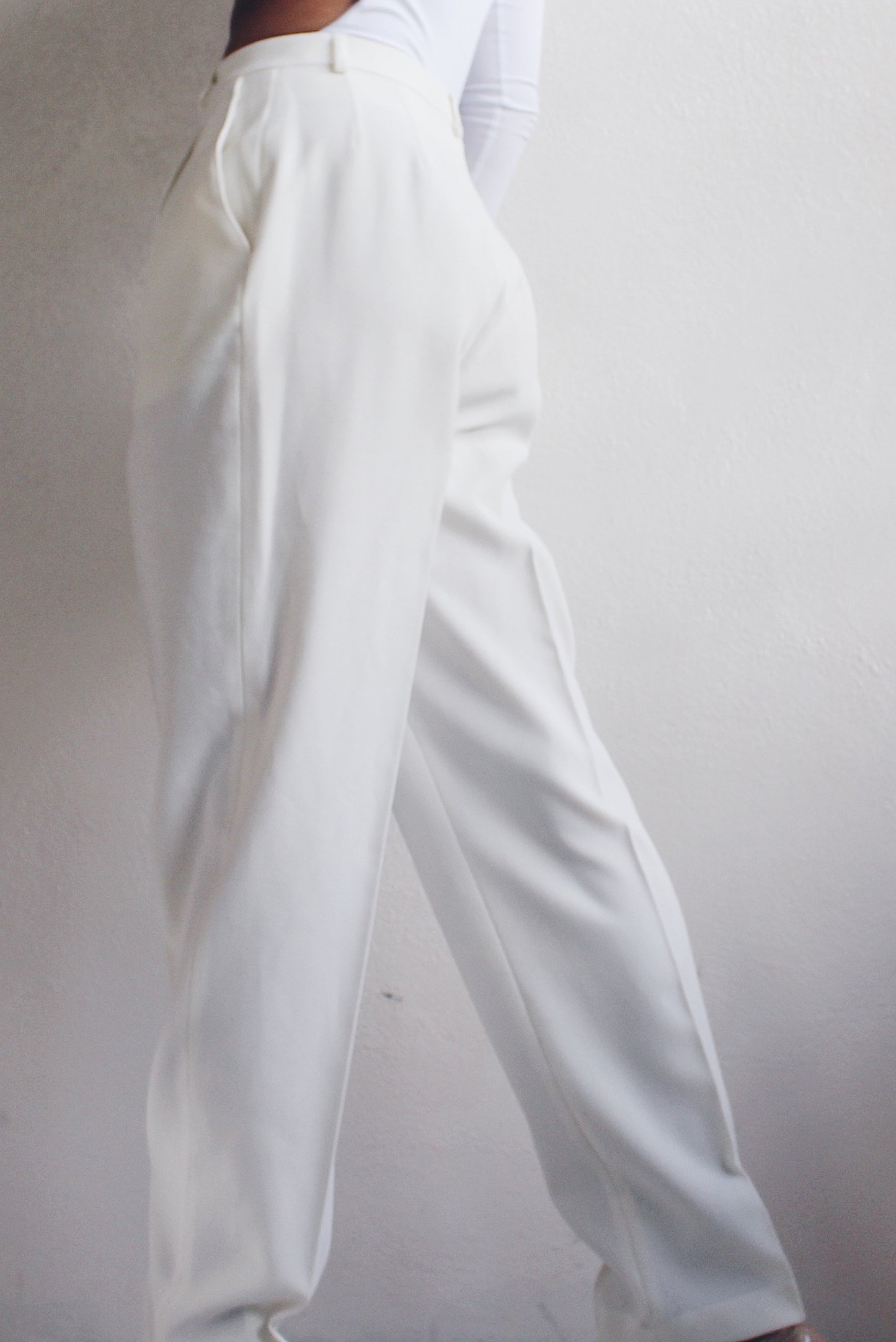 High Waisted Cream Pleated Pants / Androgynous pleated ivory Trousers / Off white Vintage Dapper slacks