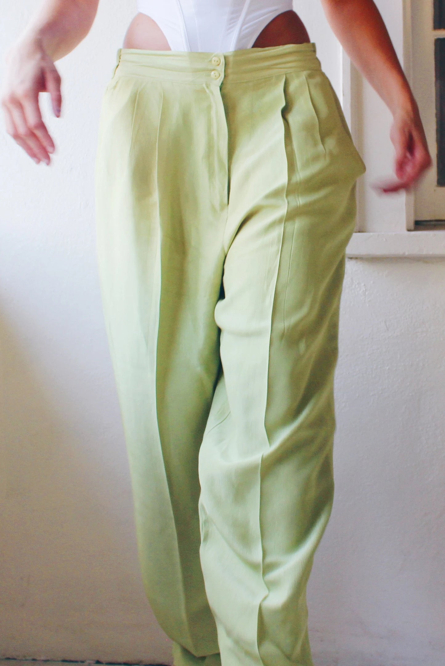 High Waisted Bright Green Pants / Vintage Pleated Green Trousers