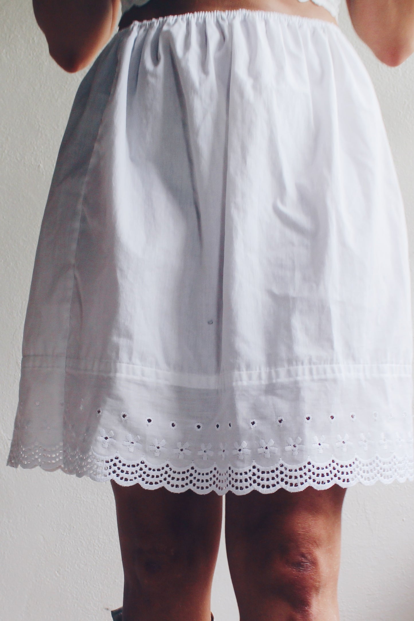 White cotton eyelet slip skirt / vintage victorian style lace midi underskirt