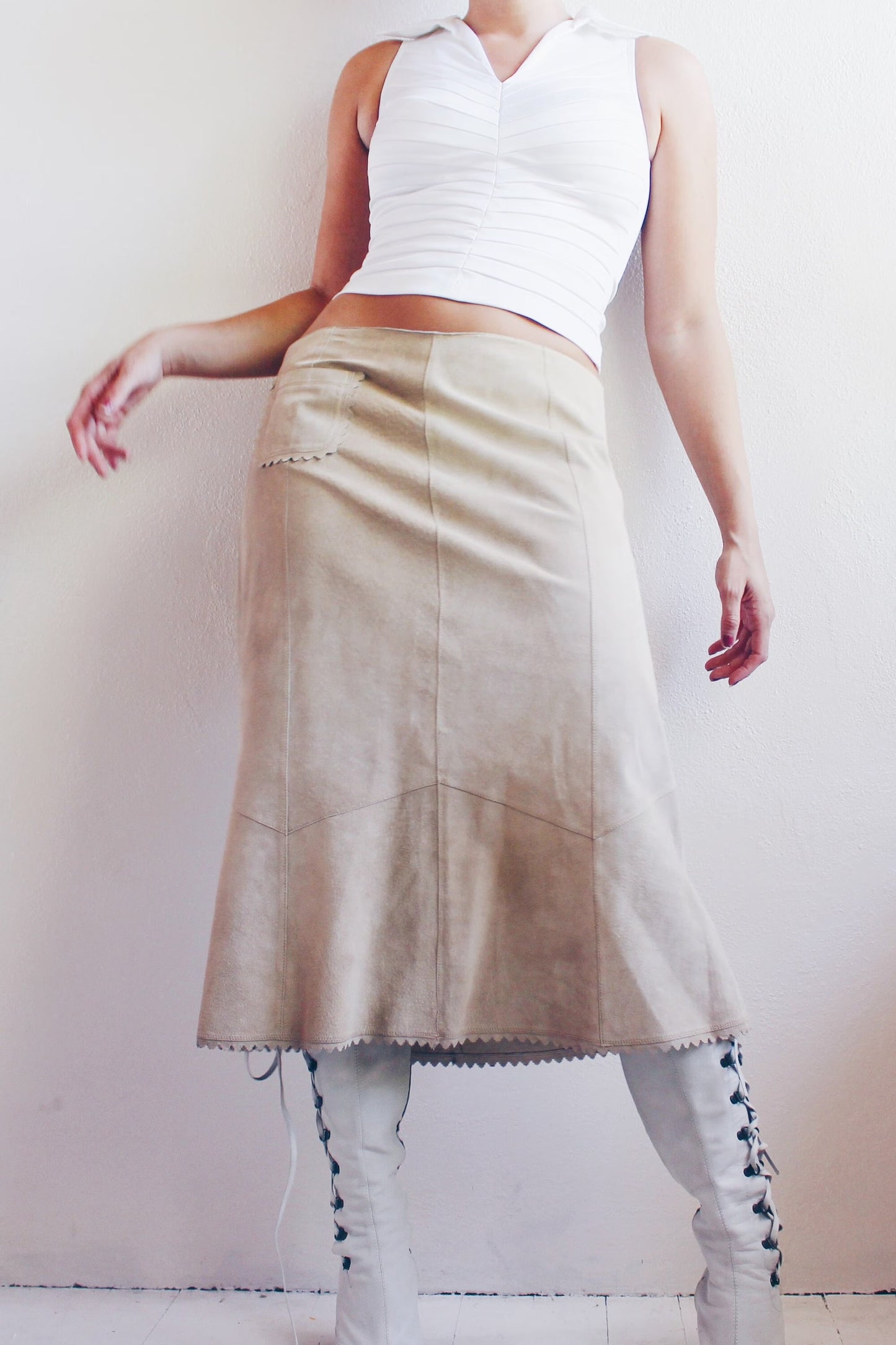 Vintage Y2K Leather Khaki Patchwork Low Waisted Skirt - Boho Southern Style Midi | Perfect for Layering and Summer