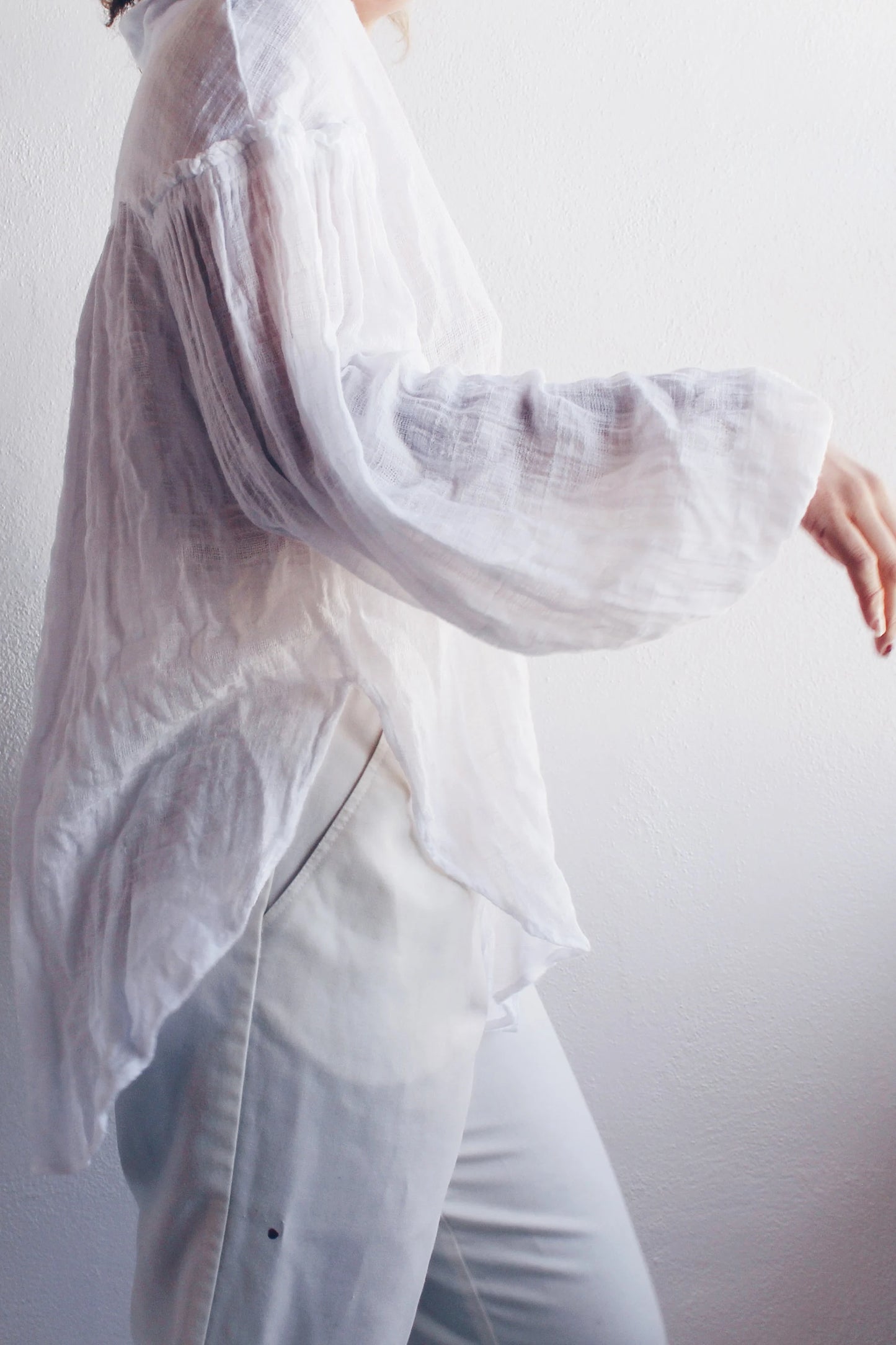 Cotton Gauze Peasant Shirt / White Pleated Rennaissance blouse / Boho Free People Summer Shirt dress