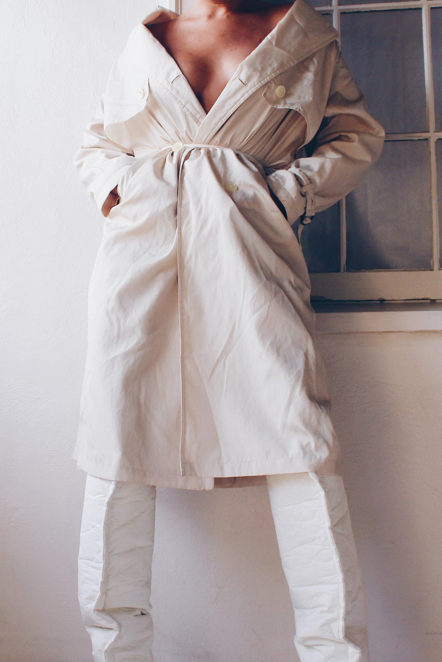 Vintage lightweight cream Trench Coat/ light yellow vintage long jacket