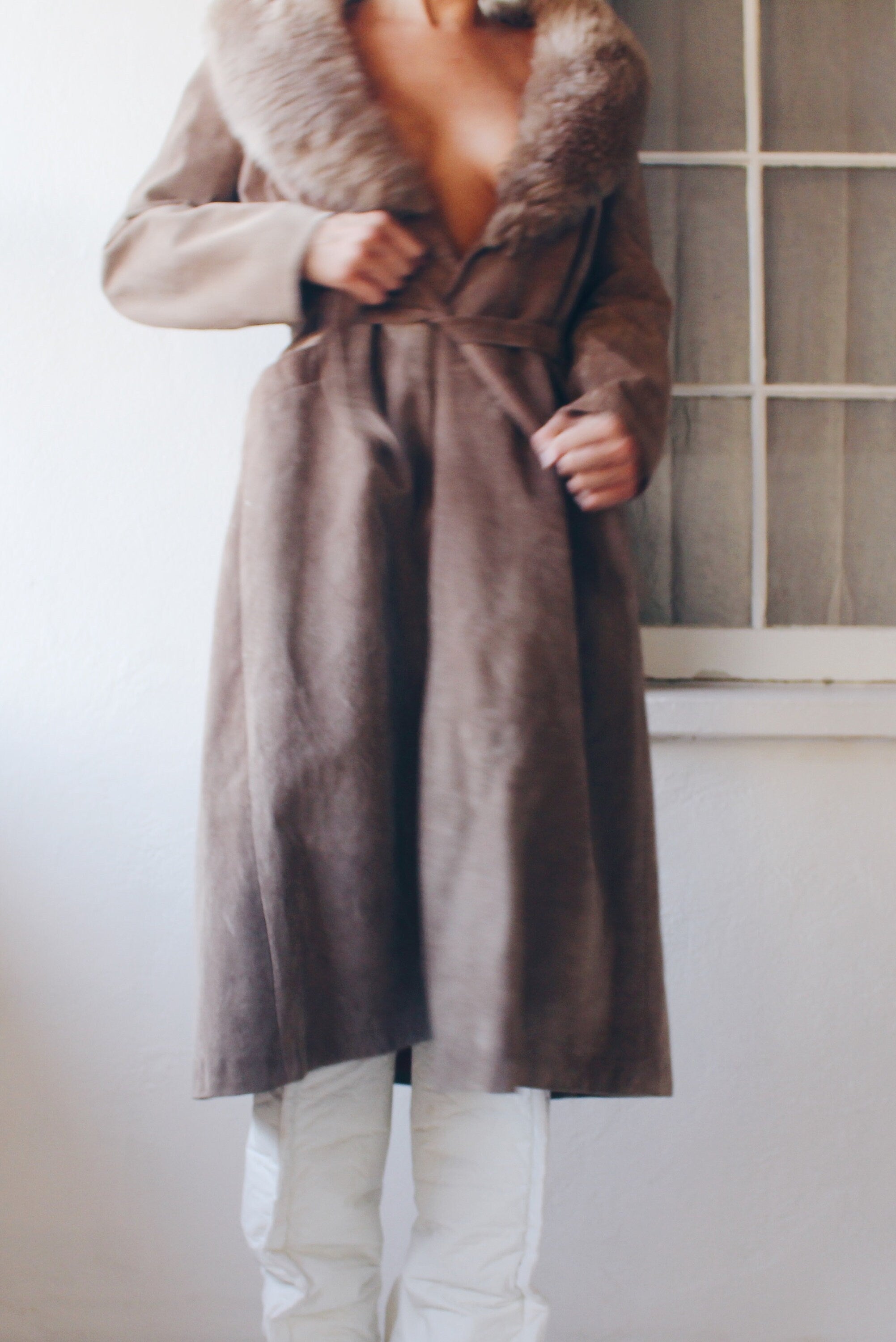 Long Brown Leather Afghan Jacket / fur lined 70s vintage coat / Suede Fall  Maxi jacket