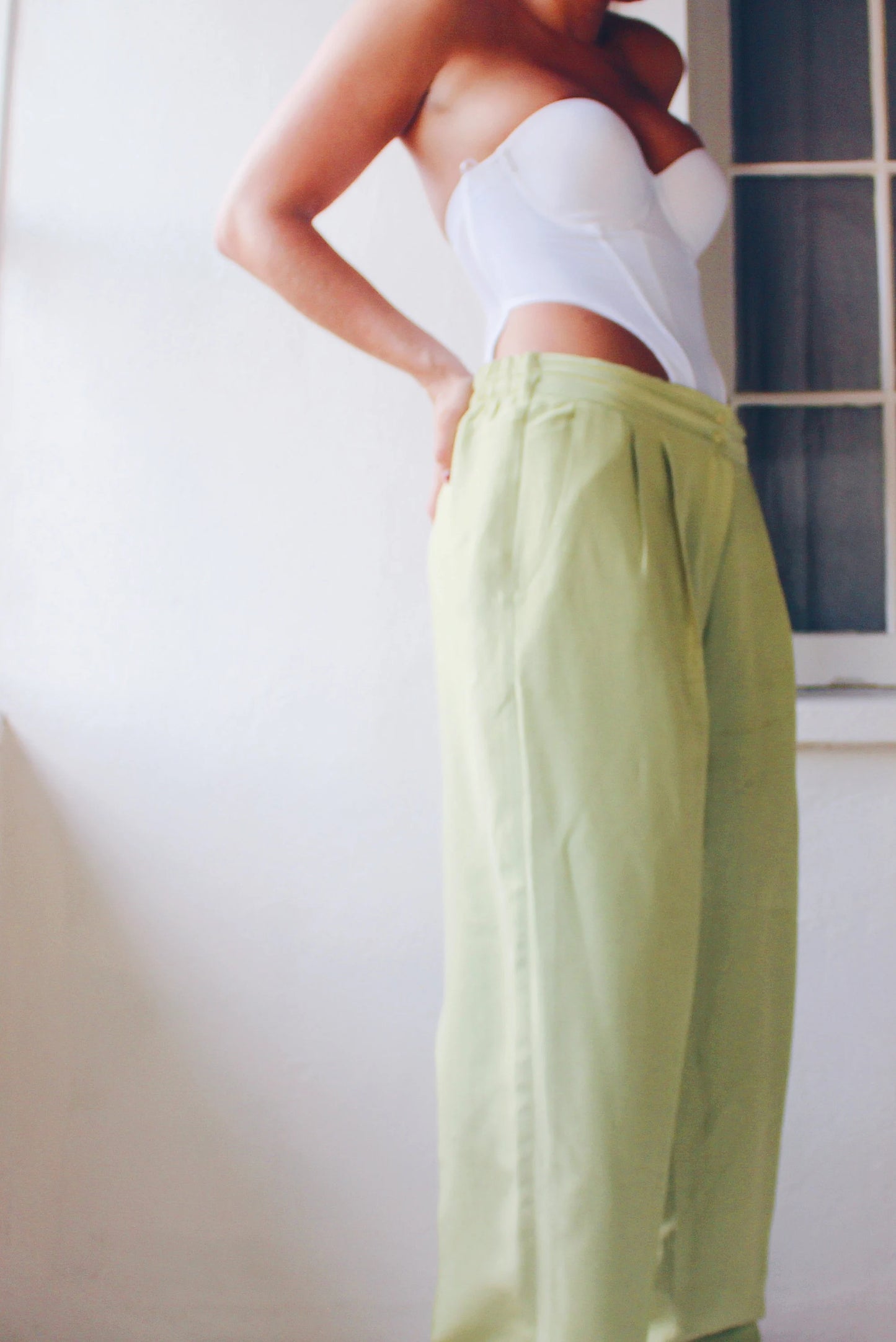 High Waisted Bright Green Pants / Vintage Pleated Green Trousers