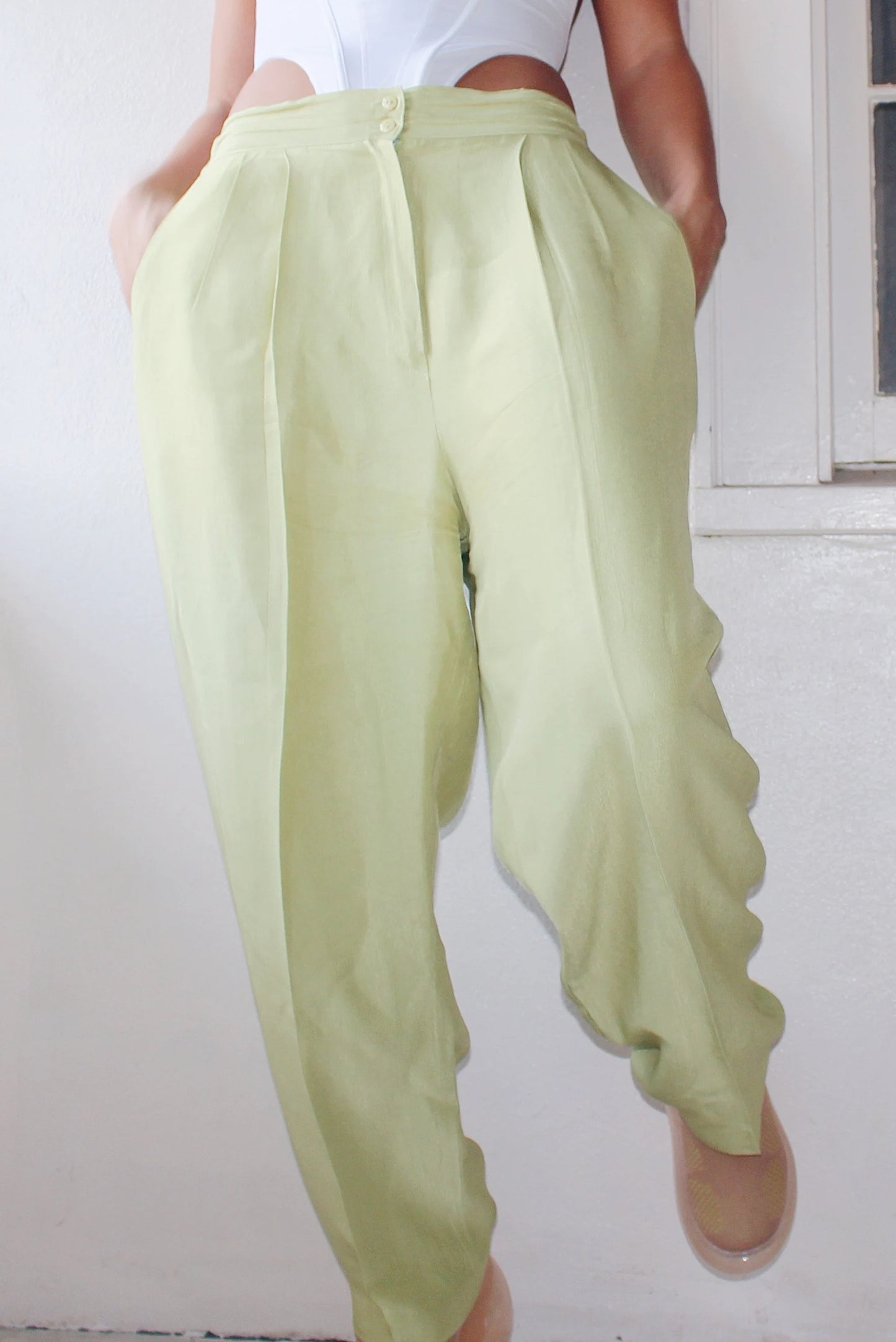 High Waisted Bright Green Pants / Vintage Pleated Green Trousers